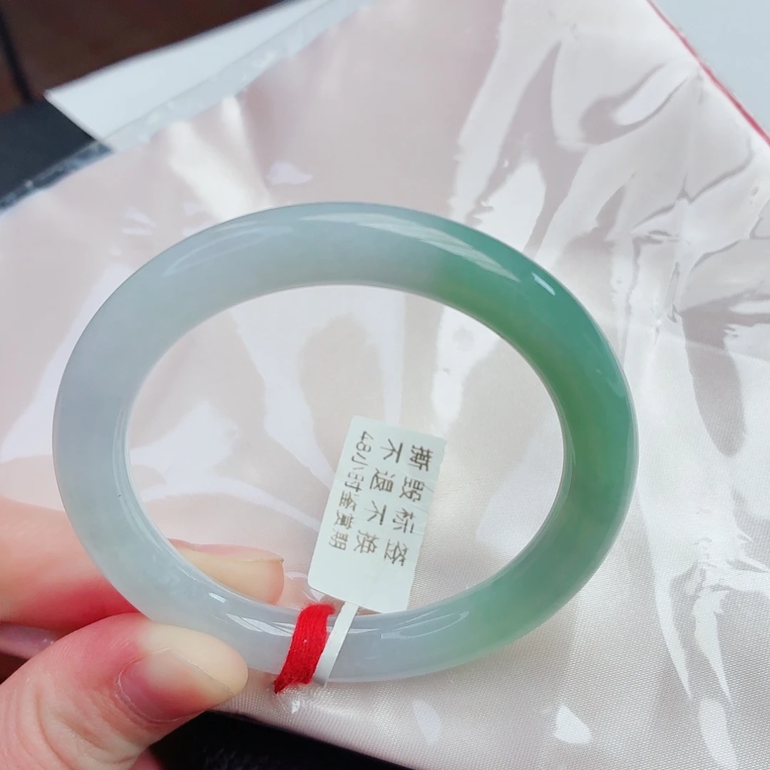 翡翠未镶嵌手镯天然翡翠A货