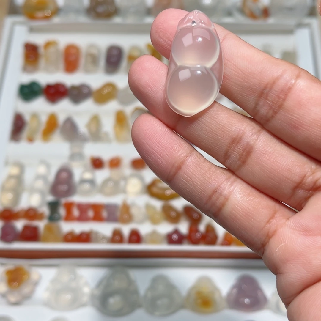 玛瑙/玉髓颈饰合金