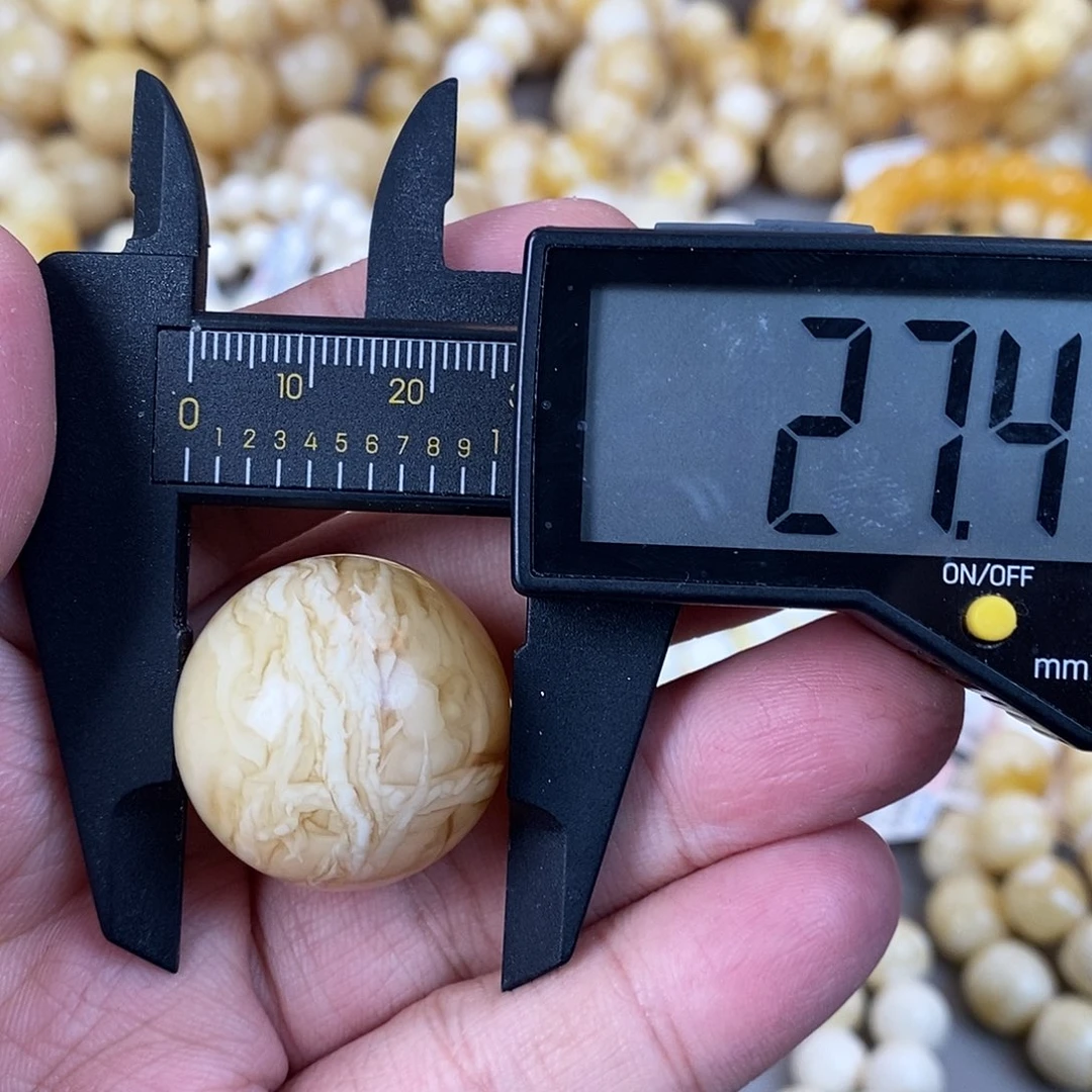 蜜蜡未镶嵌珠宝奇石11.6g