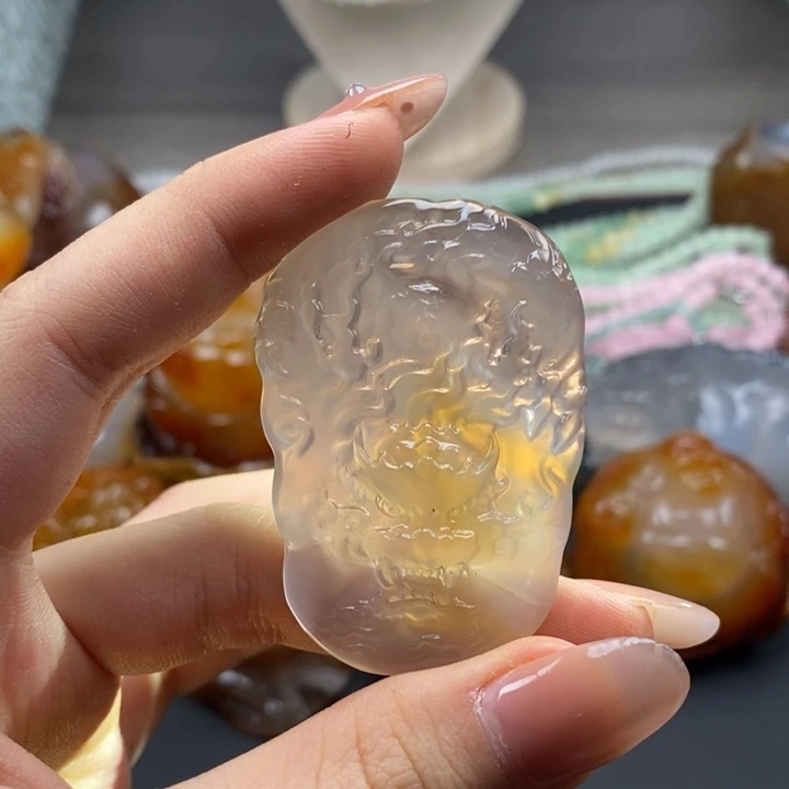 玛瑙/玉髓未镶嵌颈饰玛瑙
