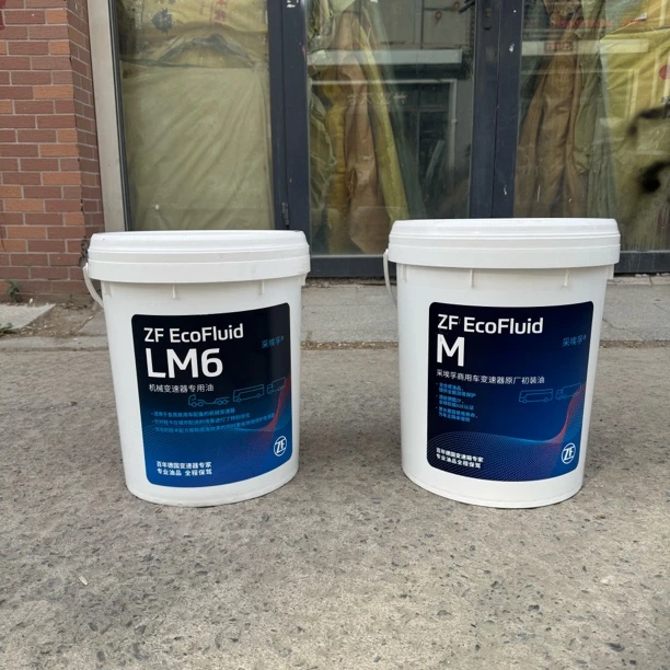 解放J7采埃孚变速箱有原厂采埃孚自动挡变速箱M油手动挡采埃孚油