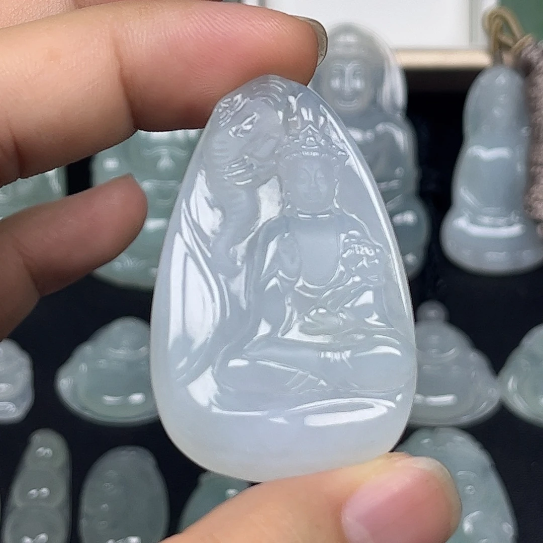 翡翠未镶嵌颈饰缅甸翡翠