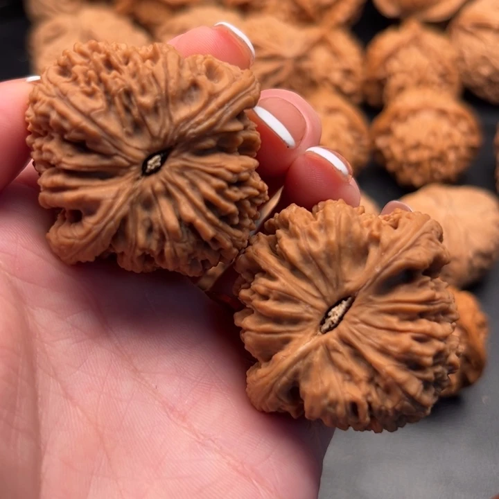 文玩核桃吊坠(****)1824南疆