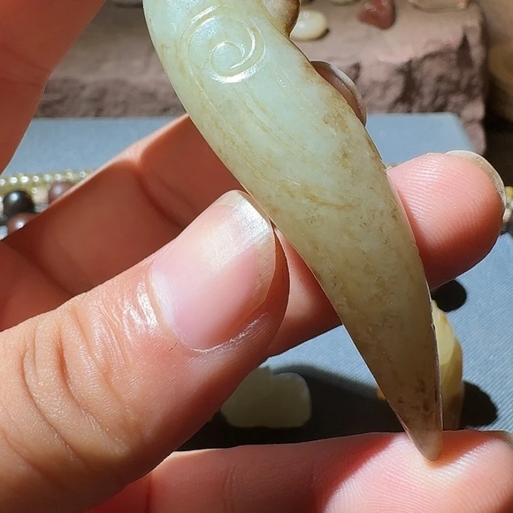 上***裕和田玉（糖玉）未镶嵌颈饰