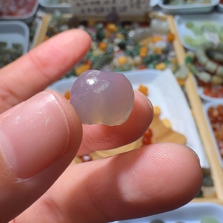 和田玉未镶嵌珠宝半成品