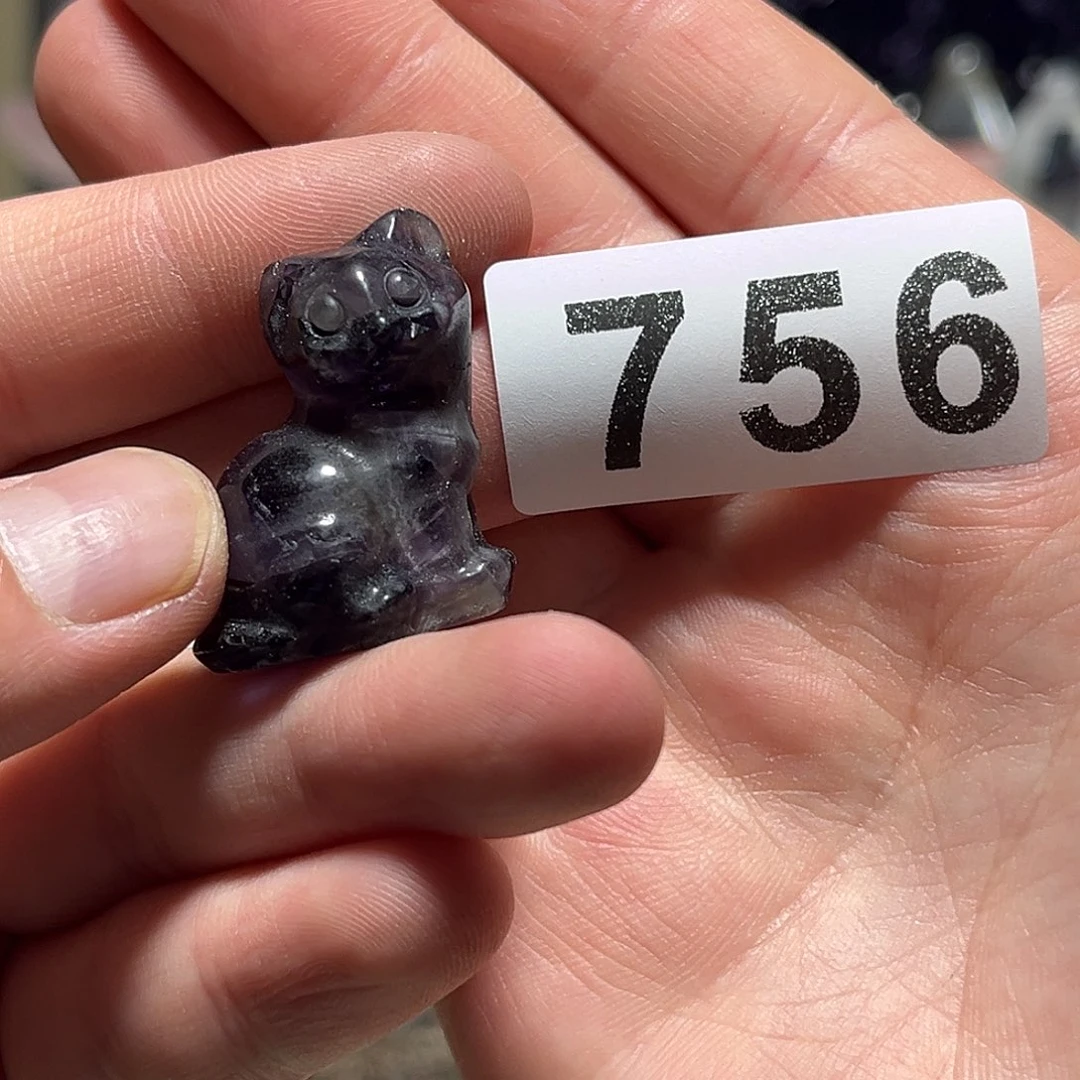 未镶嵌水晶大型摆件（非配饰）