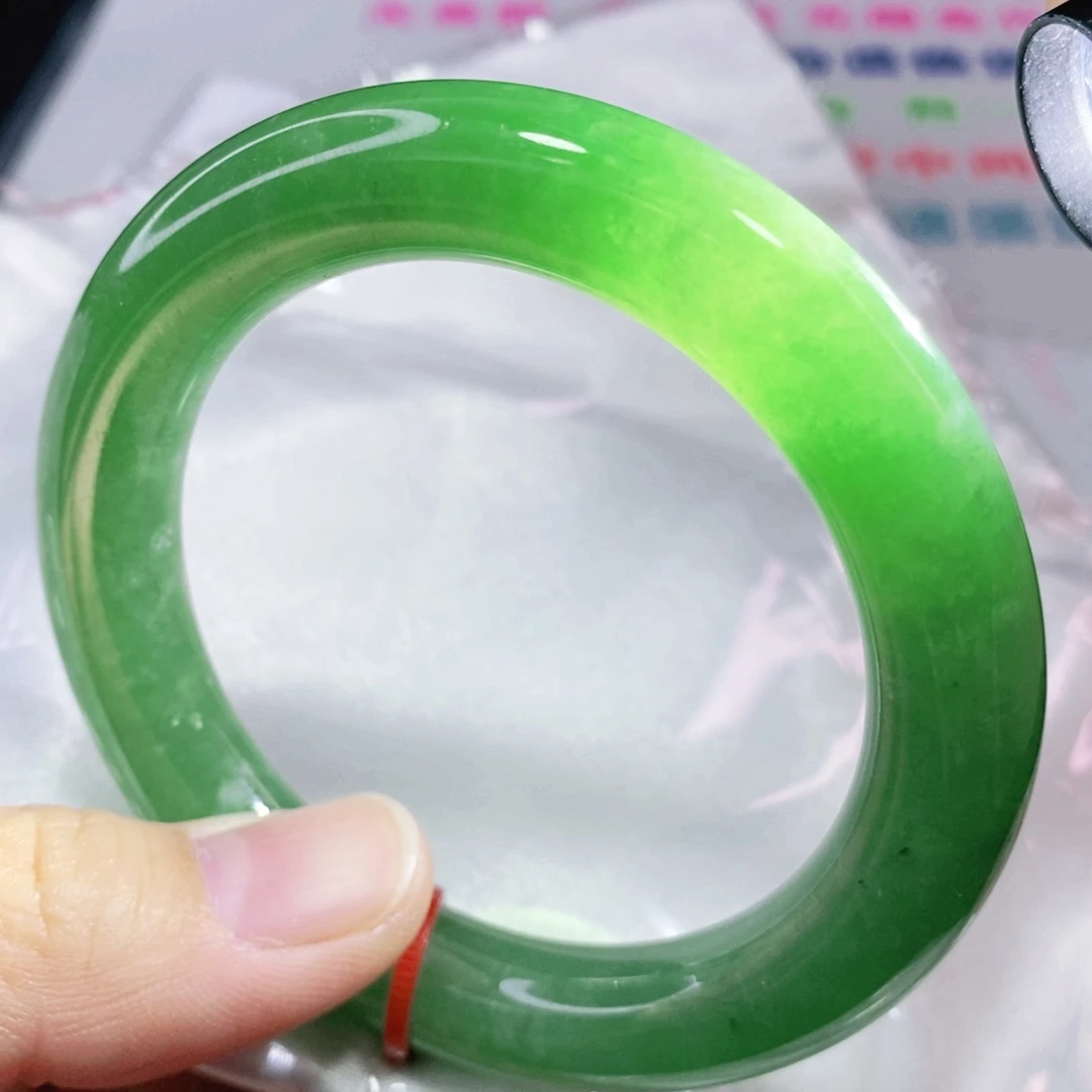 未镶嵌手镯翡翠53.8圈口圆条毕业