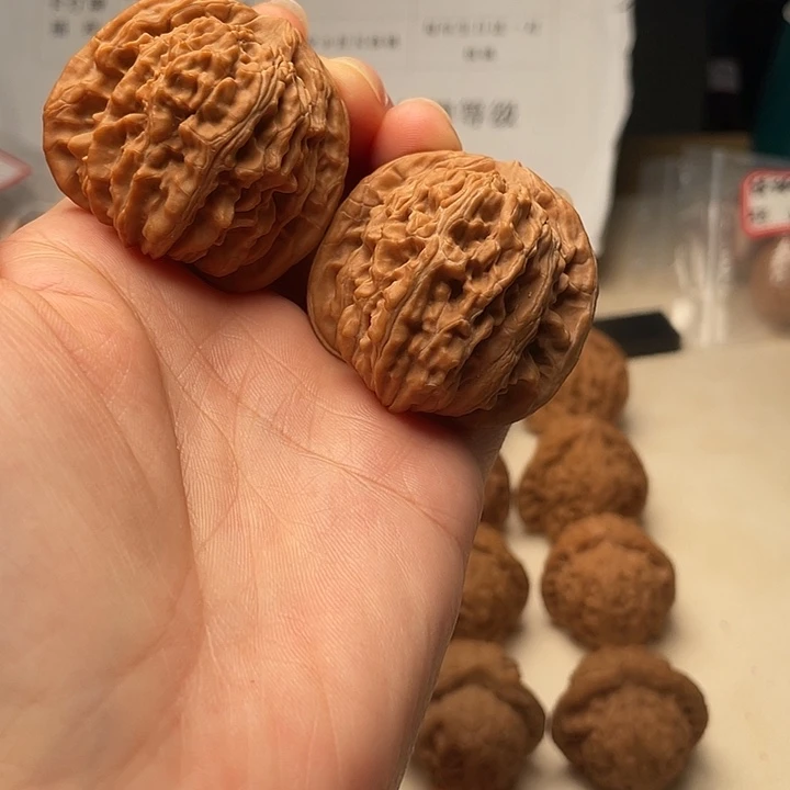 文玩核桃吊坠四座楼全品