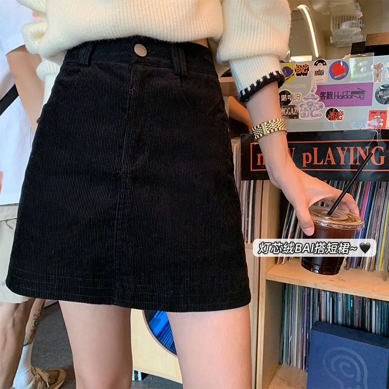 曾小咸10.5新品 百搭2色高腰a字灯芯绒短裙Z243BR3488