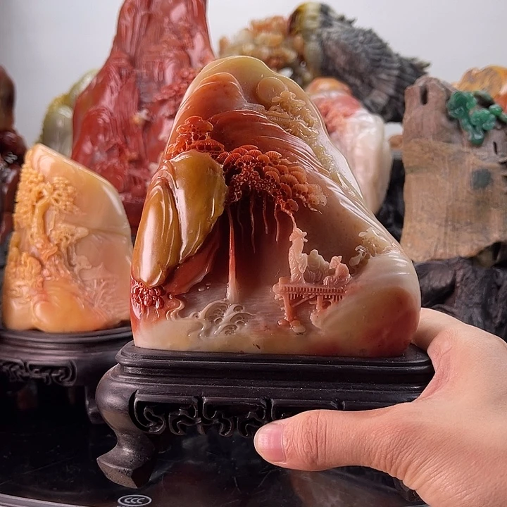 寿山石万里江山图