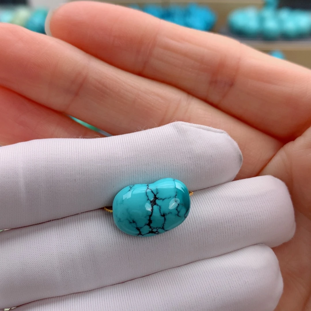 悟***空绿松石未镶嵌珠宝奇石