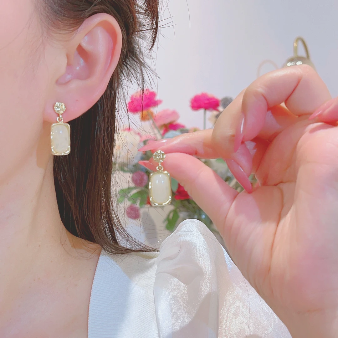 法式复古轻奢小众高级感气质百搭优雅款耳饰-494