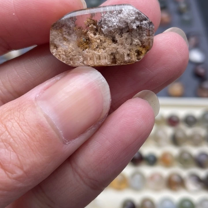 纯天然幽灵碧玺（处理）