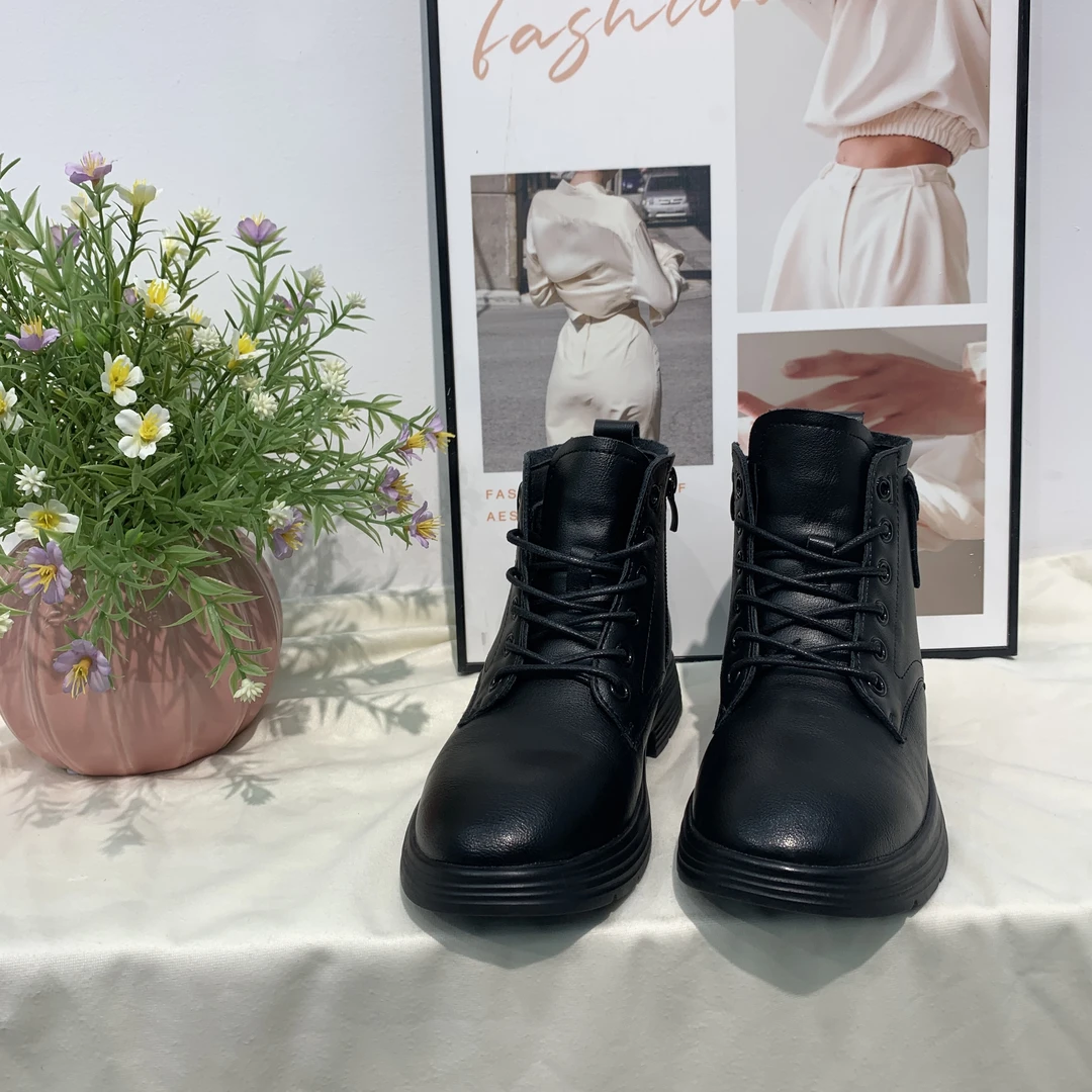 新款时尚百搭休闲秋冬粗跟短靴圆头厚底系带瘦瘦靴马丁靴210-8H