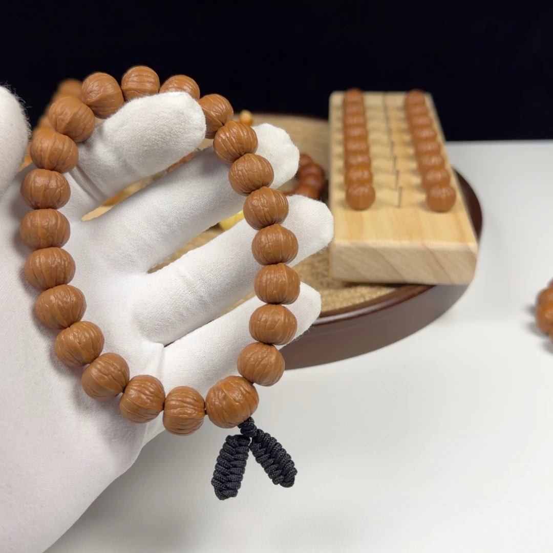 用***八猴头核桃吊坠朗核文玩精挑精卡