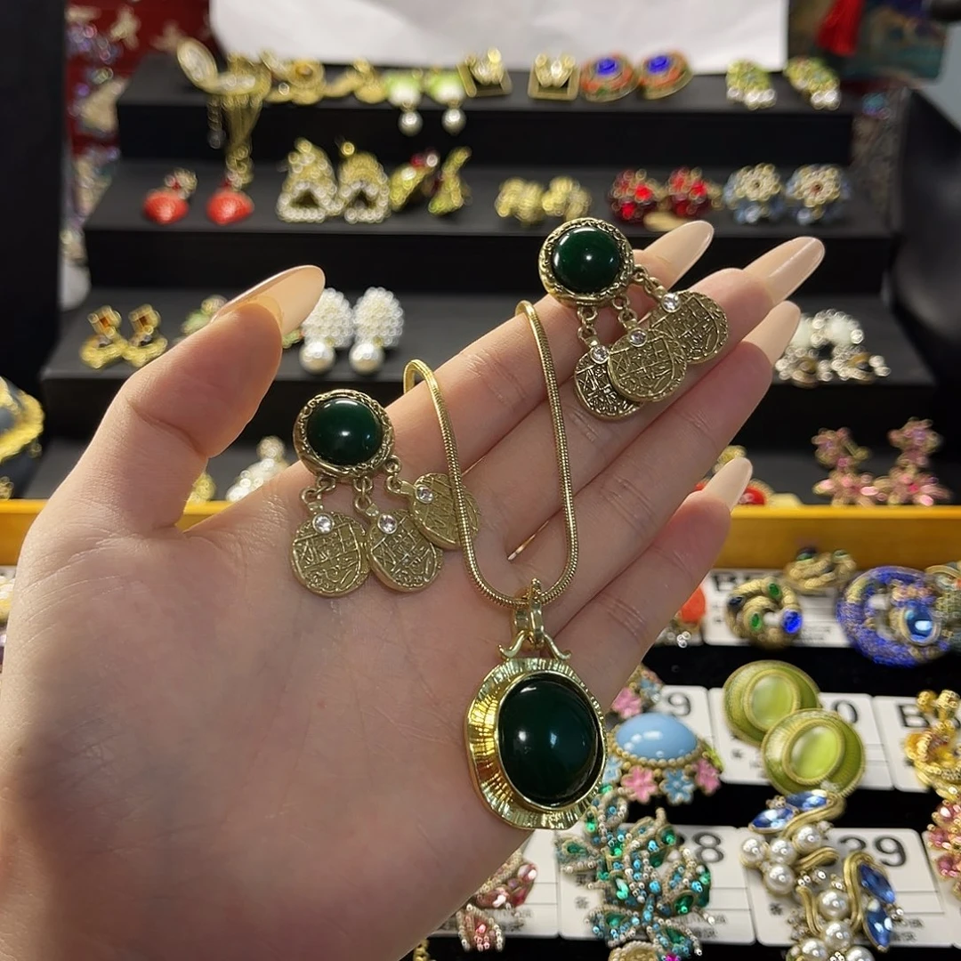 琉璃纯铜合金中古文化研究中心