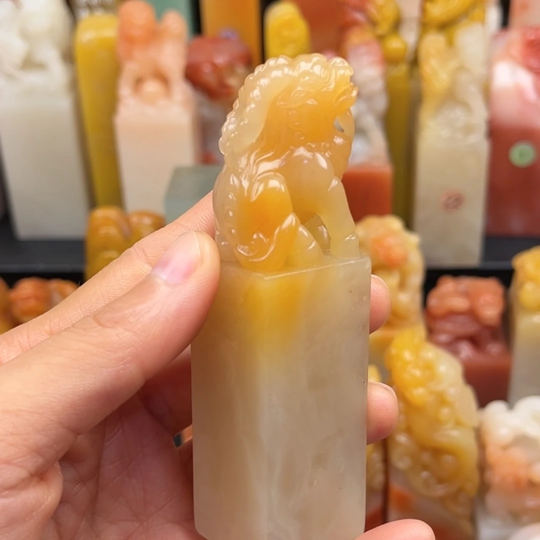 寿山石印石这么大岁数怎么会那么
