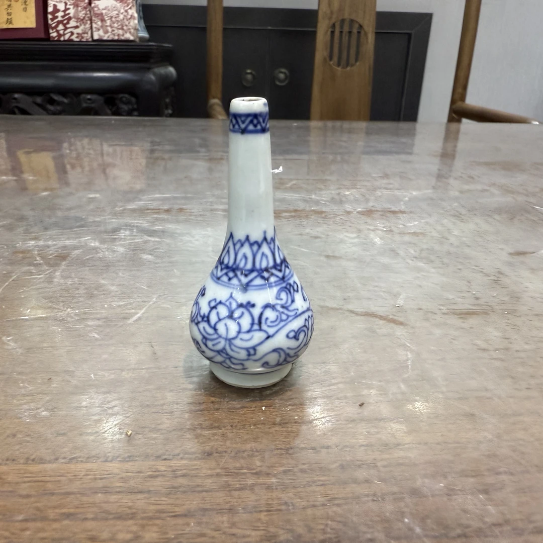 B344当代青花小瓶底磕