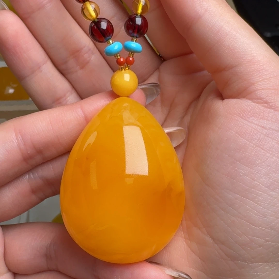 蜜蜡未镶嵌毛衣链无优化无烤色无补胶无覆膜无辐照无煮蜜