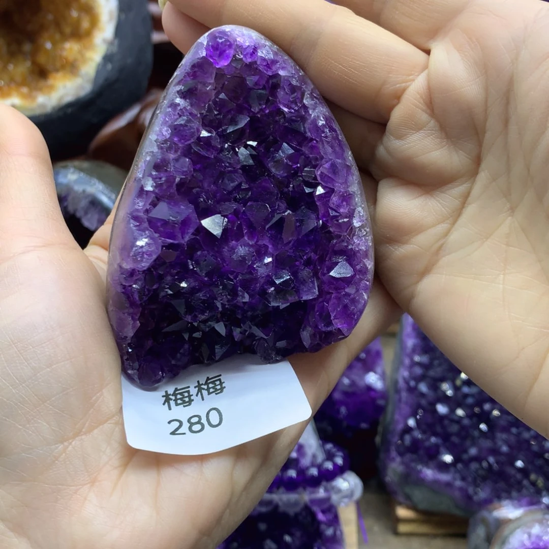 紫晶大型摆件（非配饰）未镶嵌