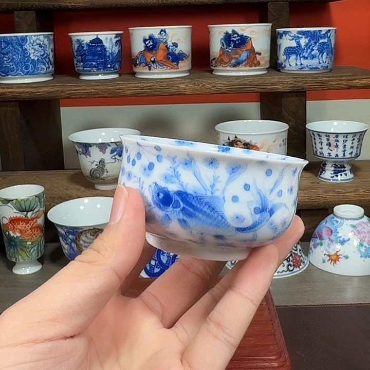 杯O****?现代景德镇陶瓷杯