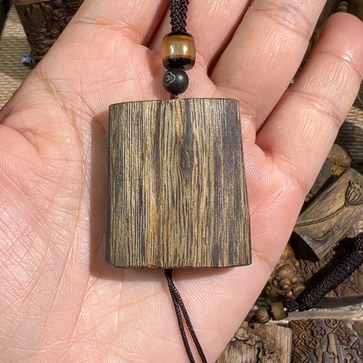 沉香碎屑沉香白棋楠沉香牌5.3克