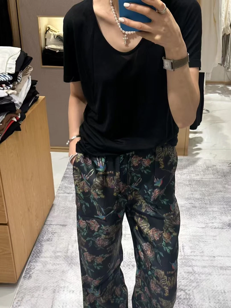 依柏杉新款花色长裤