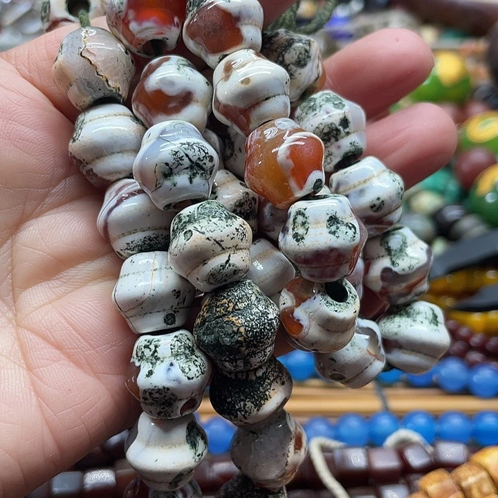 馨***声玛瑙/玉髓未镶嵌颈饰