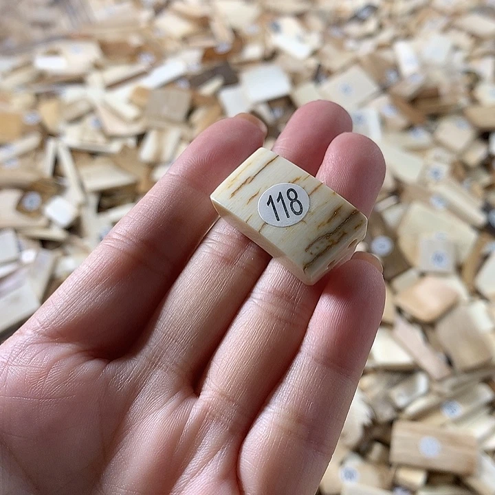 泥塑不打孔联系客服