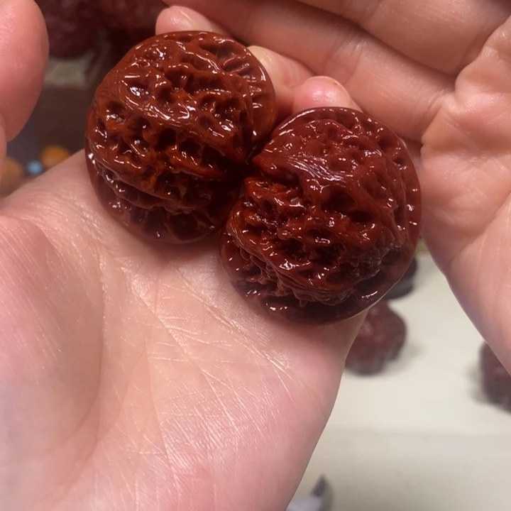 文玩核桃吊坠宫灯