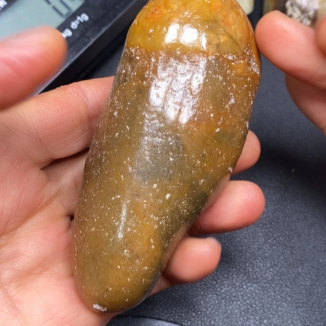 和田玉未镶嵌珠宝奇石