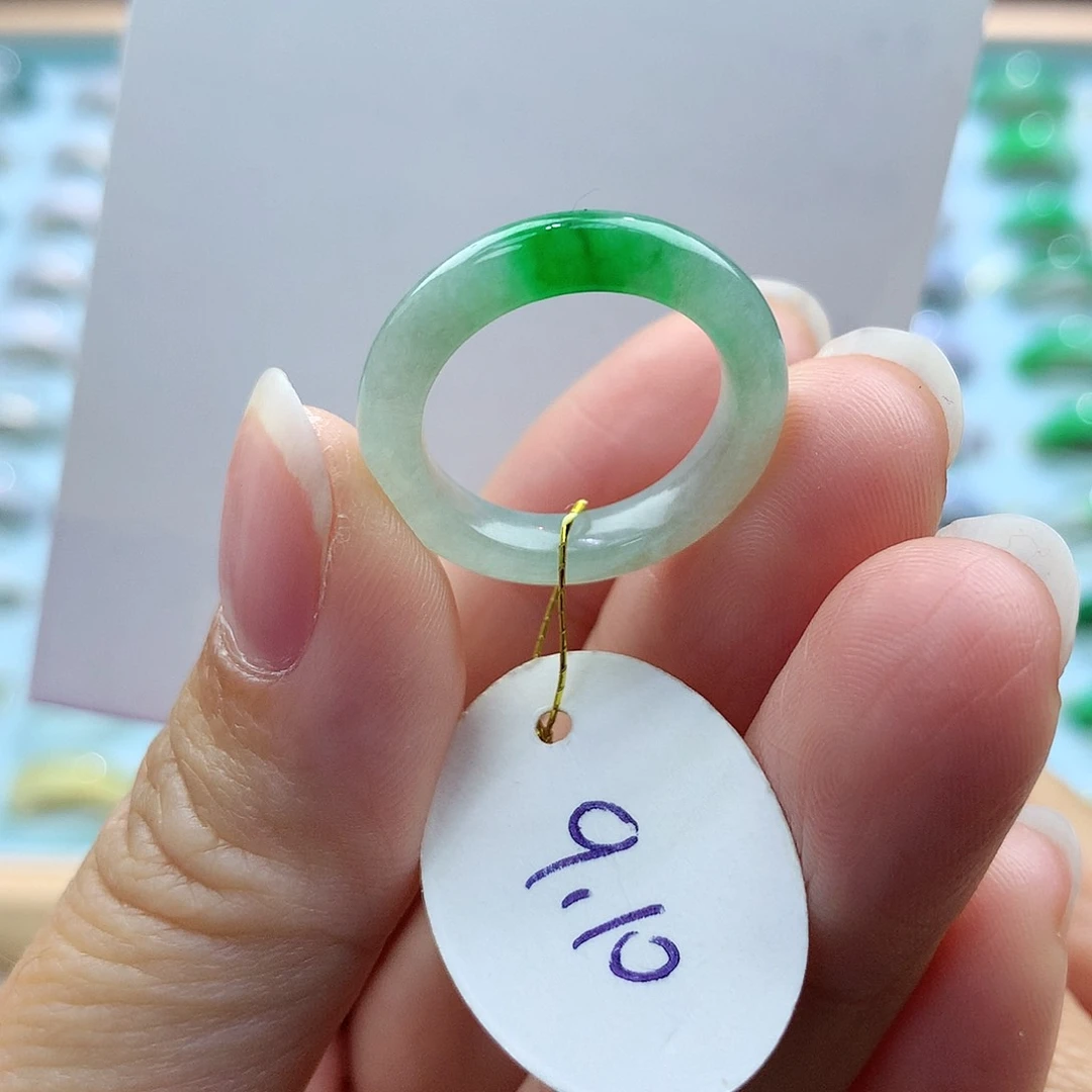 翡翠戒指未镶嵌910圈