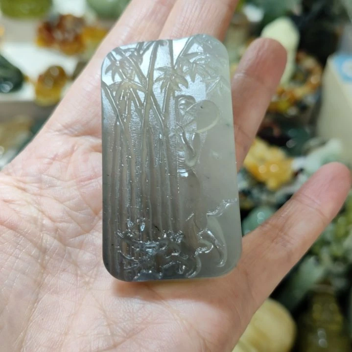 岫玉未镶嵌挂坠款式