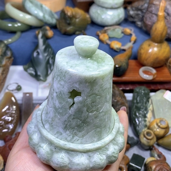 蛇纹石玉未镶嵌岫玉香熏炉