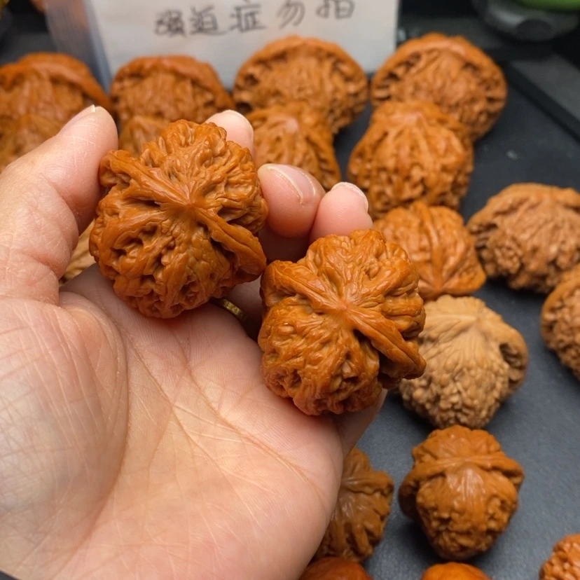 【闪购商品】文玩核桃把件38将军