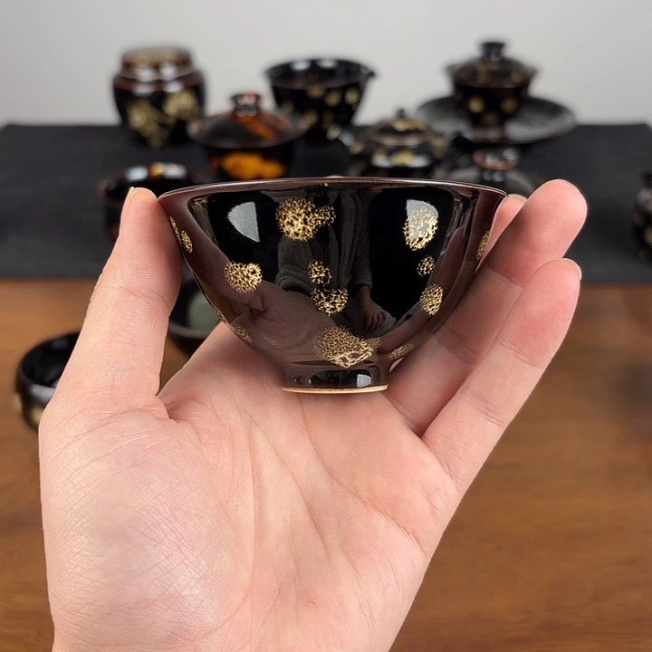 瓷点彩鹧鸪斑鸡心杯