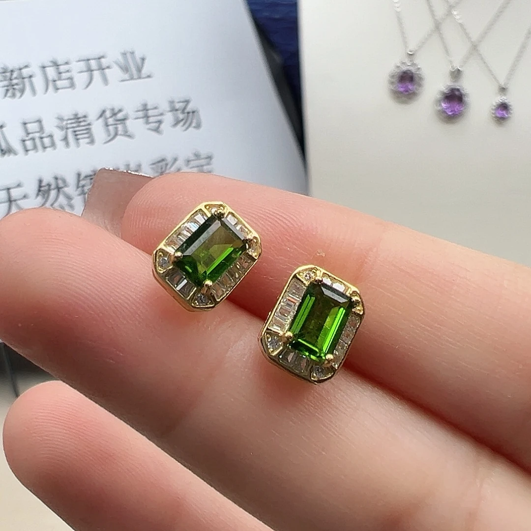 透辉石耳钉银S925镶嵌