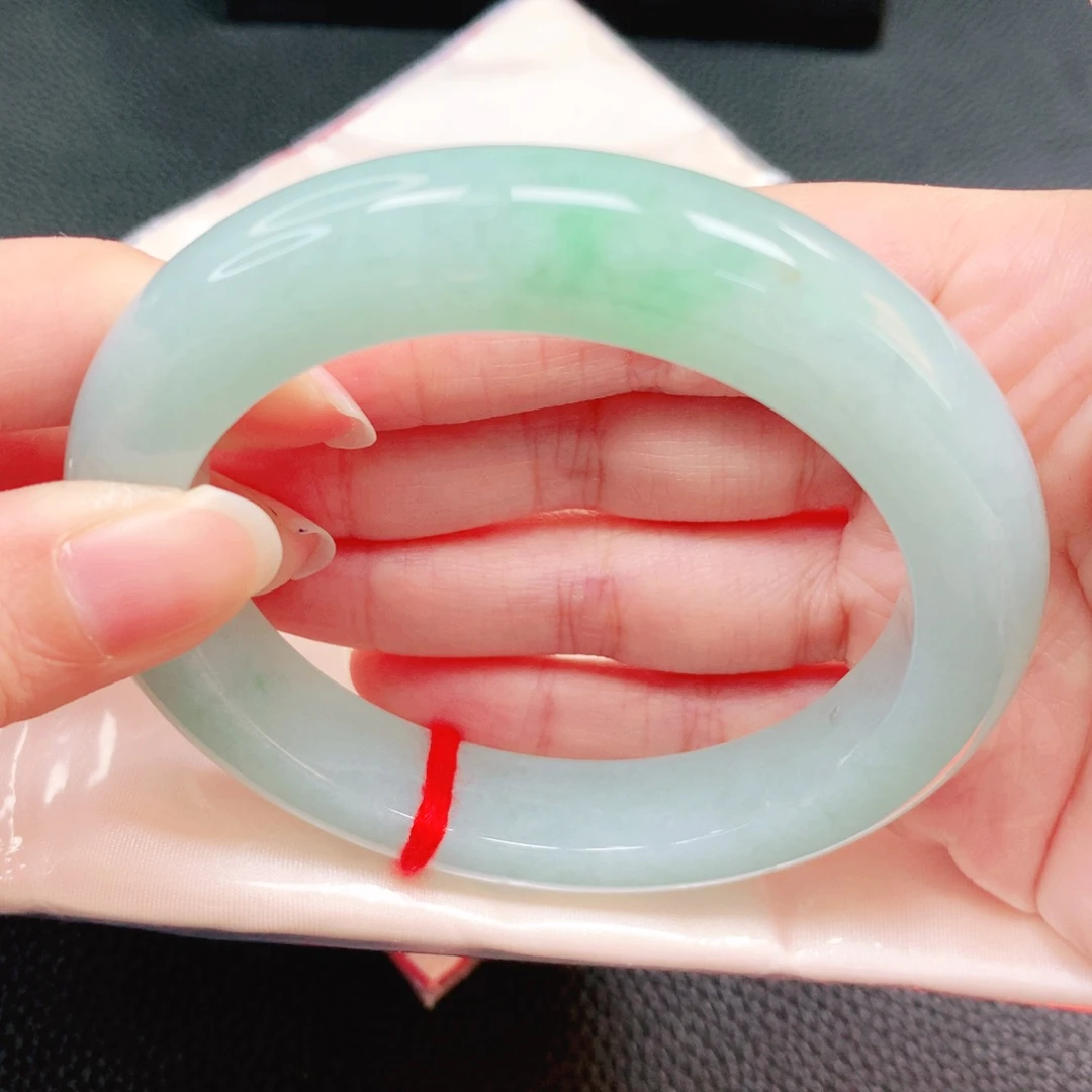 翡翠未镶嵌手镯60圈