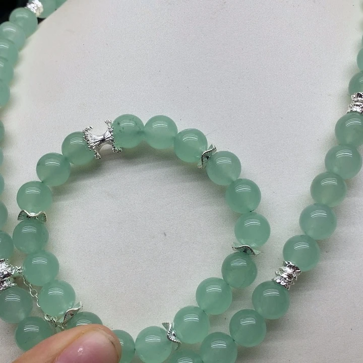 翡翠未镶嵌颈饰吊坠