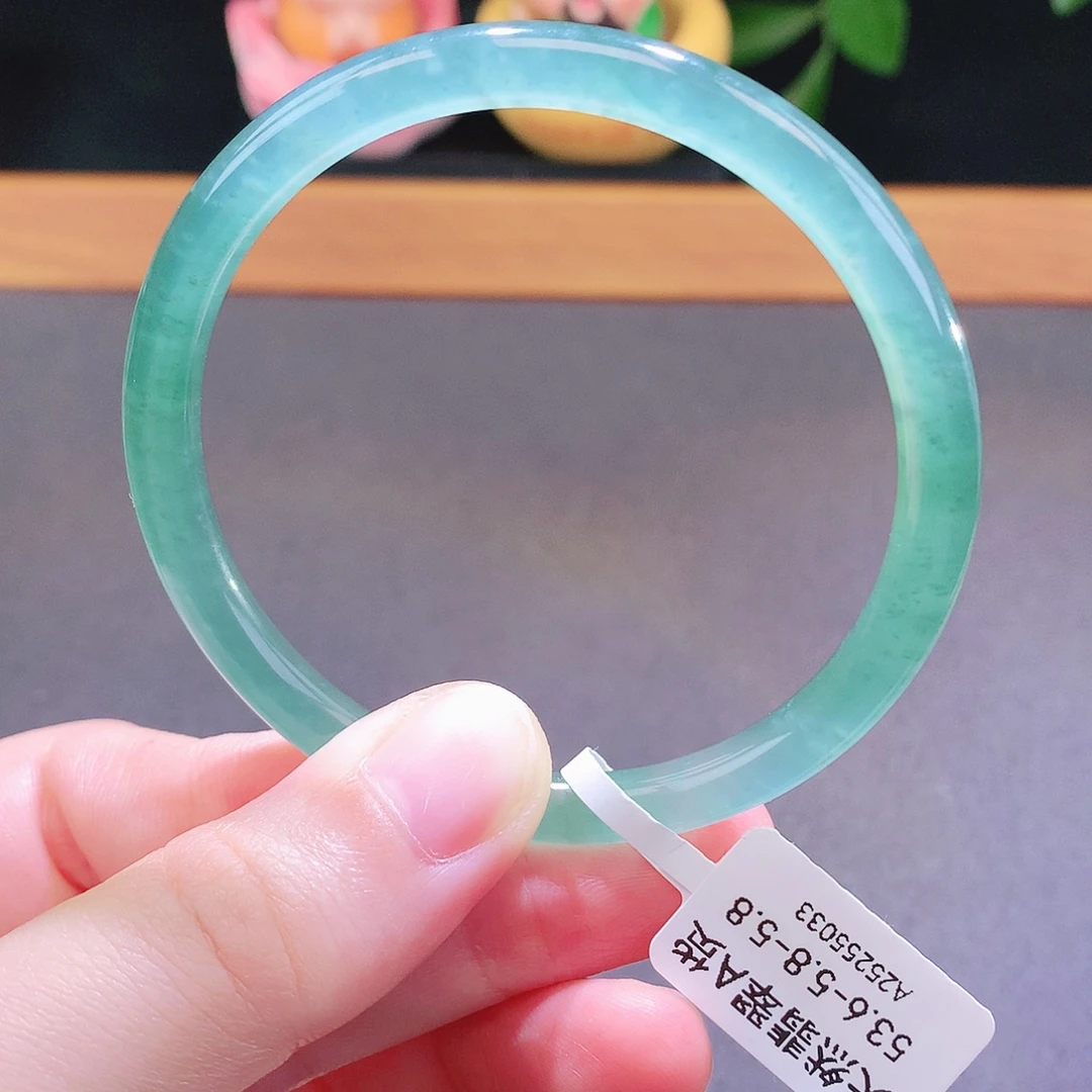 翡翠未镶嵌手镯天然翡翠