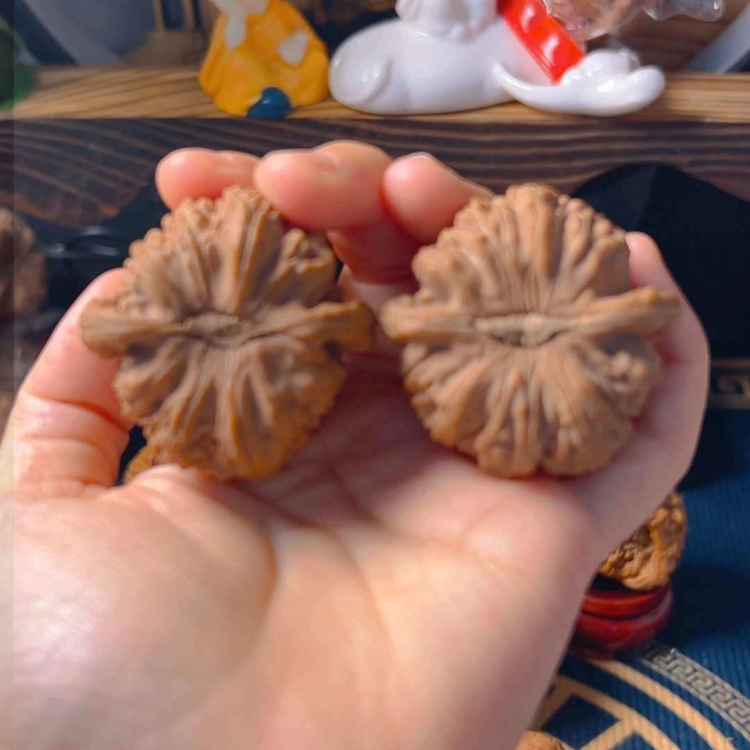 文玩核桃把件白狮子42
