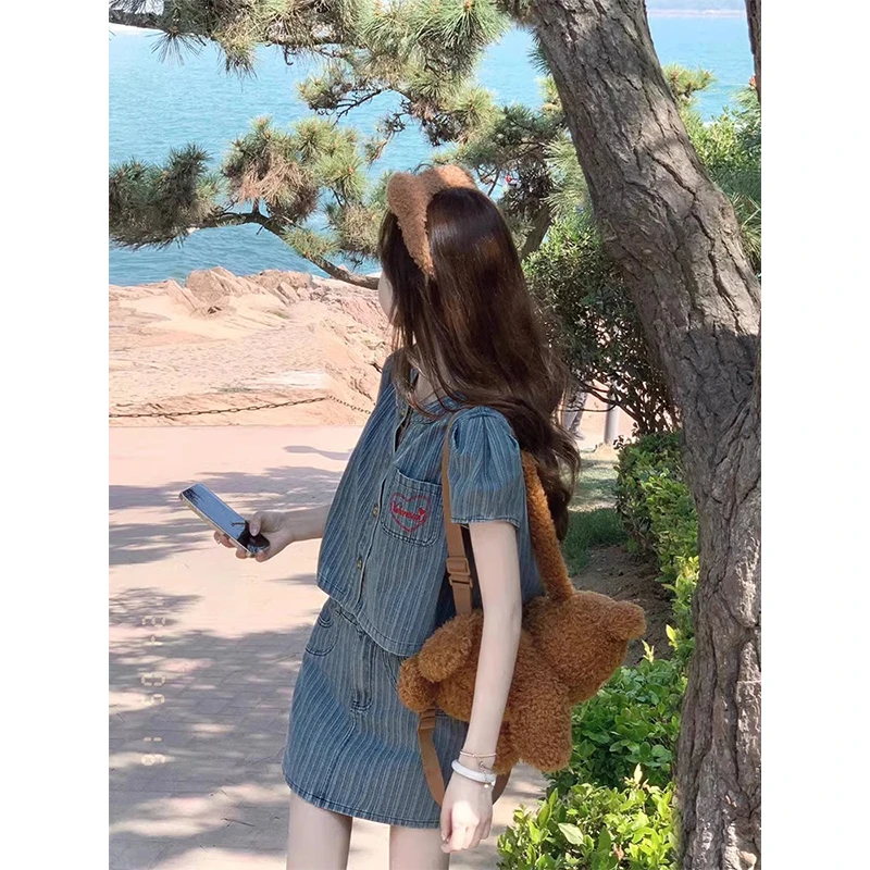 韩系复古穿搭一整套条纹牛仔套装2025夏季短袖刺绣上衣a字半身裙