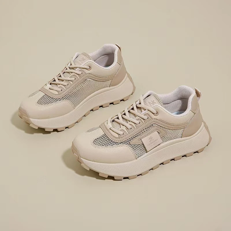 今年夏季新款时尚女鞋休闲百搭单品简约网面潮流通勤不硌脚不累脚