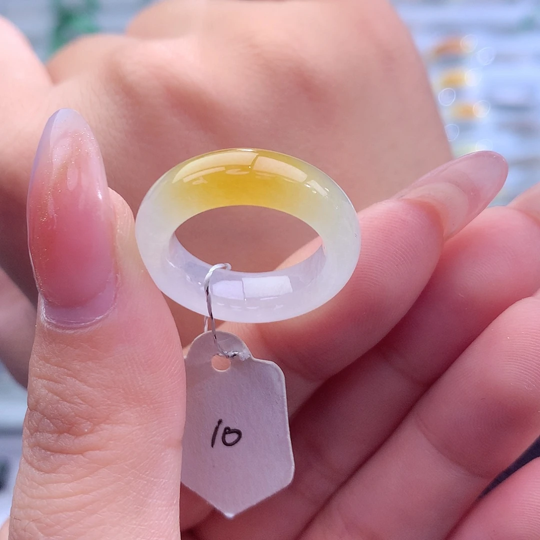 翡翠未镶嵌戒指天然