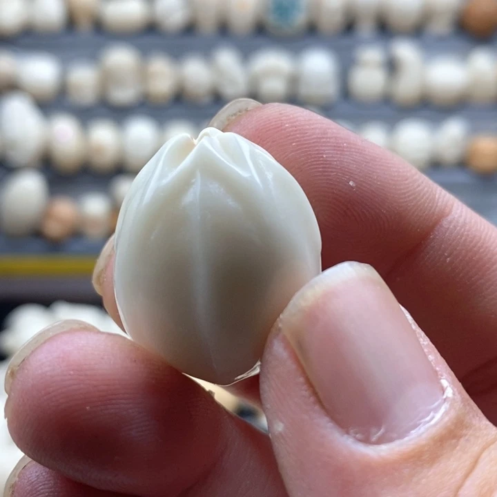 7***8吊坠菩提根/象牙果