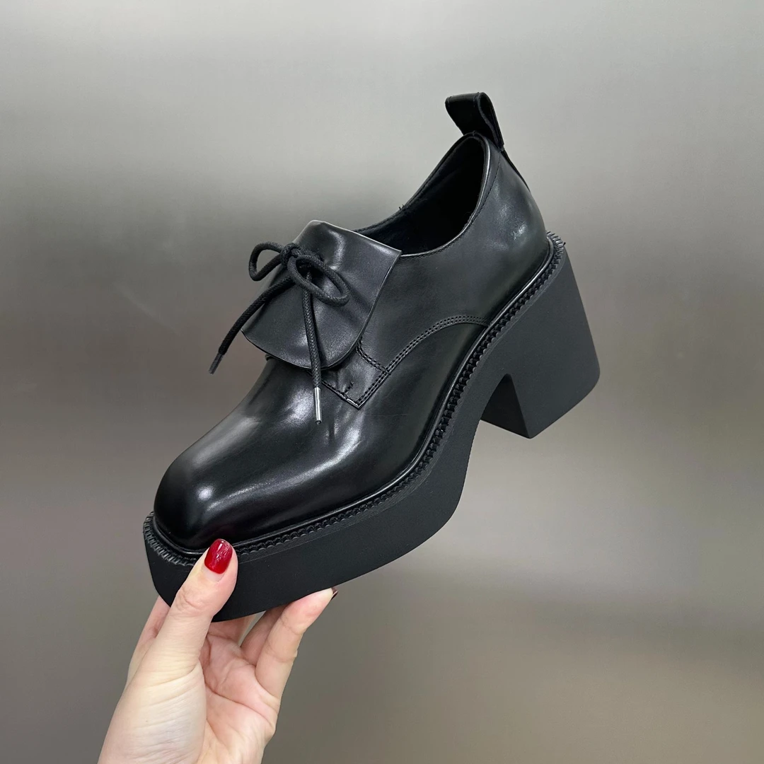 【左右华菲】8cm欧洲站英伦风方头厚底乐福鞋2025新款系带休闲百搭