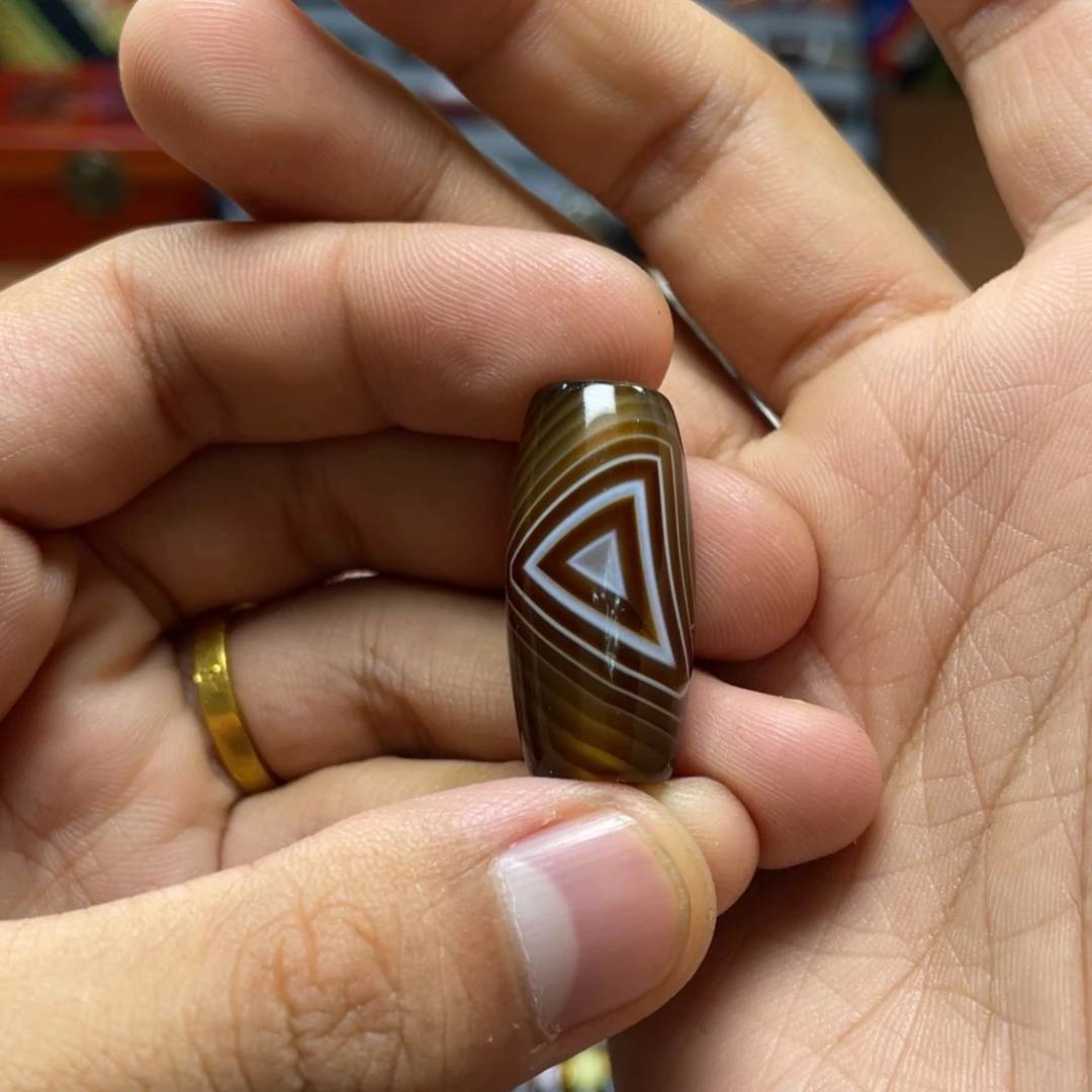 藏***A玛瑙/玉髓未镶嵌配饰