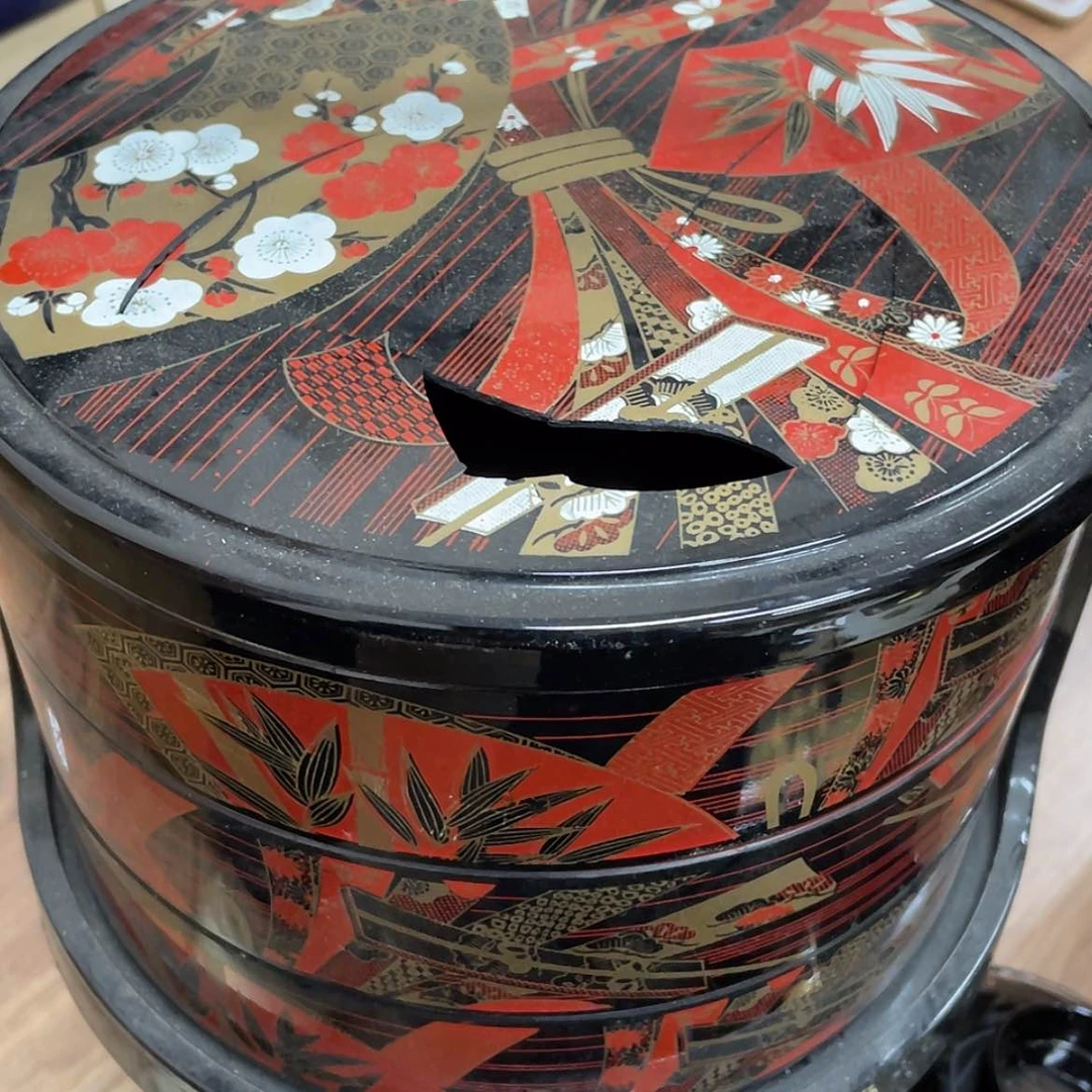 【闪购商品】無*瑕疵_ 回流物品，不是全新