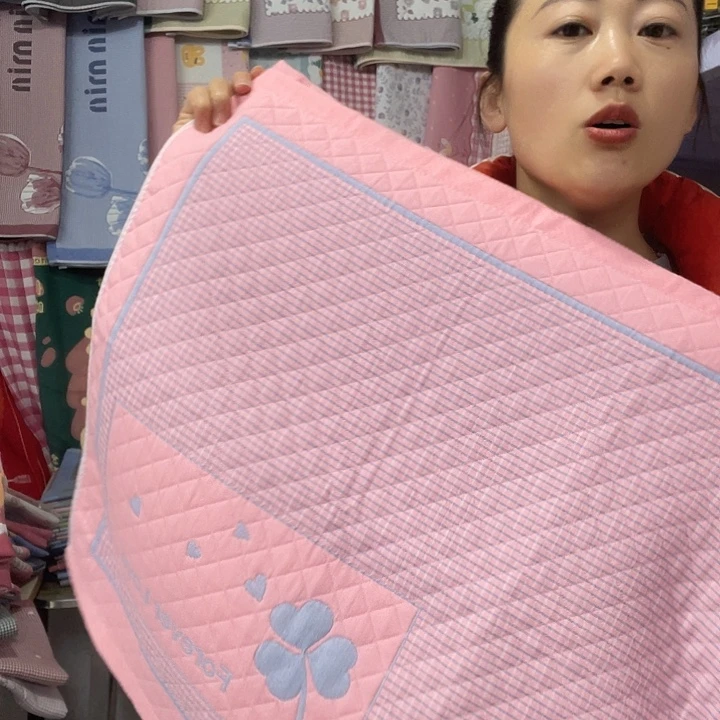 棉特价浅粉色格格三叶草