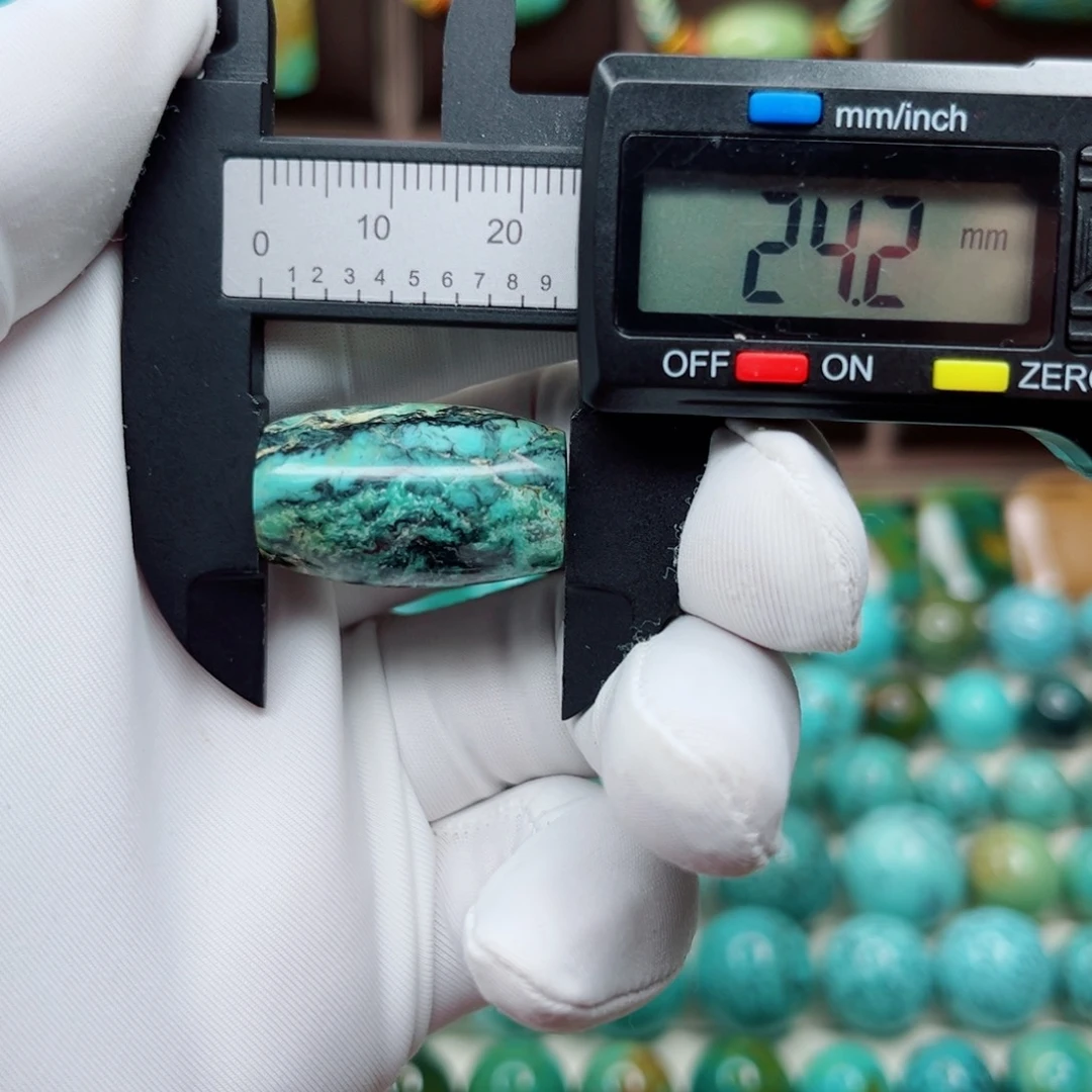 绿松石未镶嵌原矿